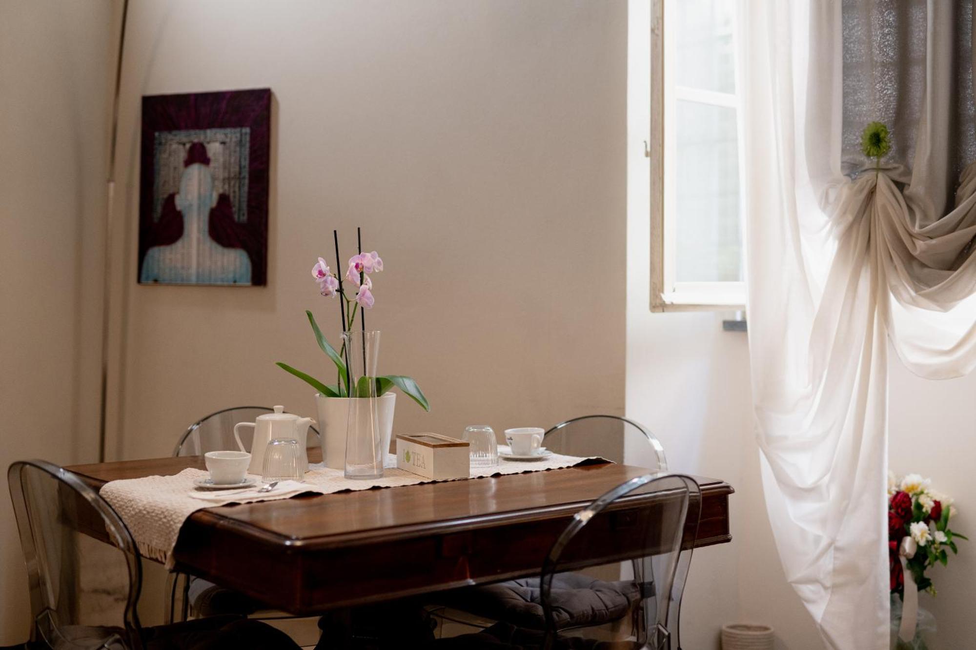 Appartement La Casa Di Cristina à Lucques Extérieur photo