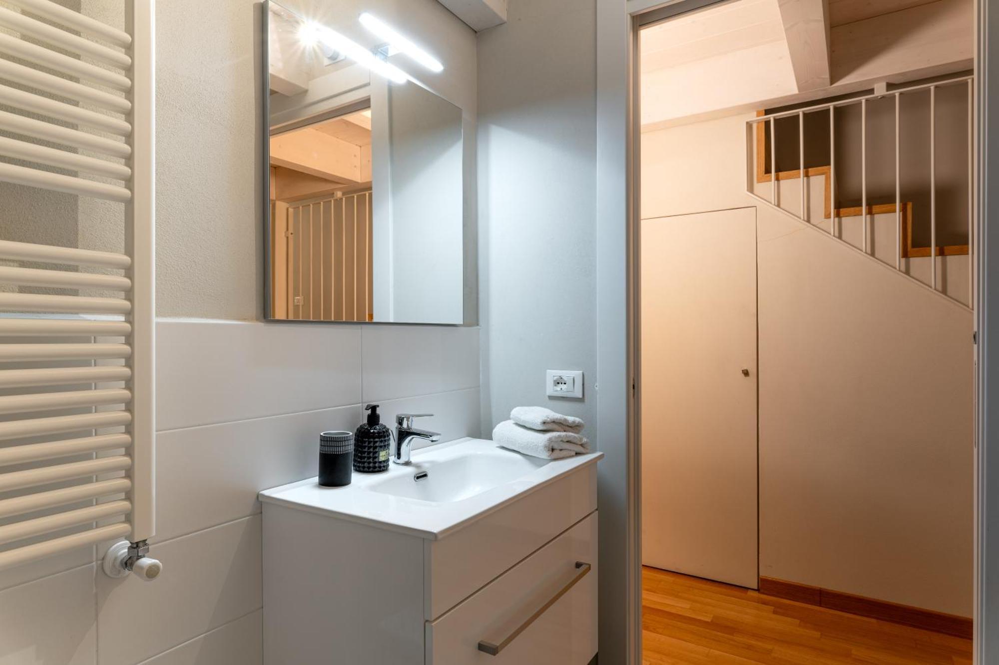 Appartement La Casa Di Cristina à Lucques Extérieur photo